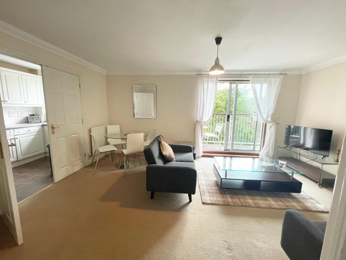 Best Price - Amazing 2 Bed 2 Bath - 4 Singles Or Super King Beds, 10 Min Walk To City Centre, 5 Minute Walk To Mayflower Theatre, Smart Tv, Ensuite, Balcony, Free Parking Southampton Buitenkant foto
