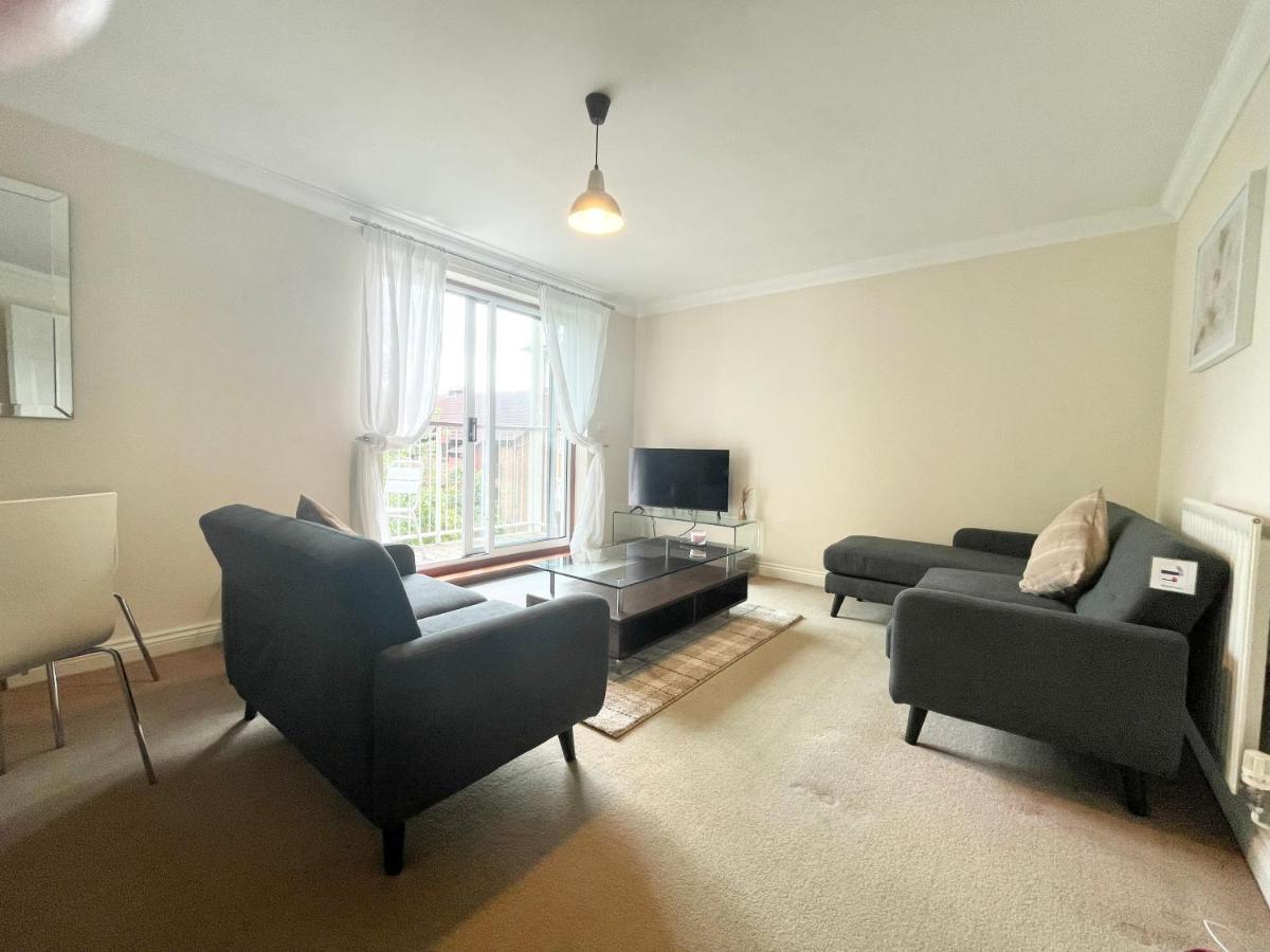 Best Price - Amazing 2 Bed 2 Bath - 4 Singles Or Super King Beds, 10 Min Walk To City Centre, 5 Minute Walk To Mayflower Theatre, Smart Tv, Ensuite, Balcony, Free Parking Southampton Buitenkant foto